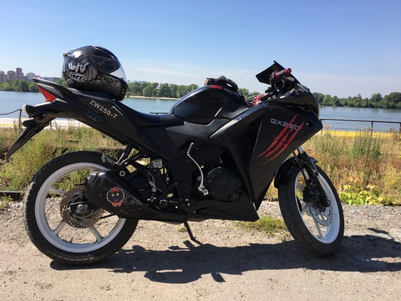 Мотоцикл 250 кубов GX S В Н Н