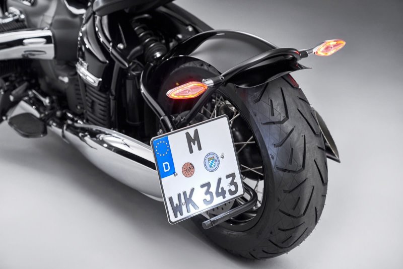 BMW r18 first Edition