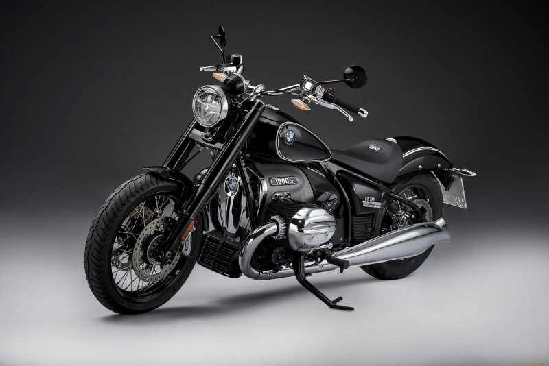 Мотоцикл BMW r18 2020