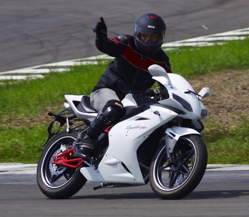 Minsk Megelli r250