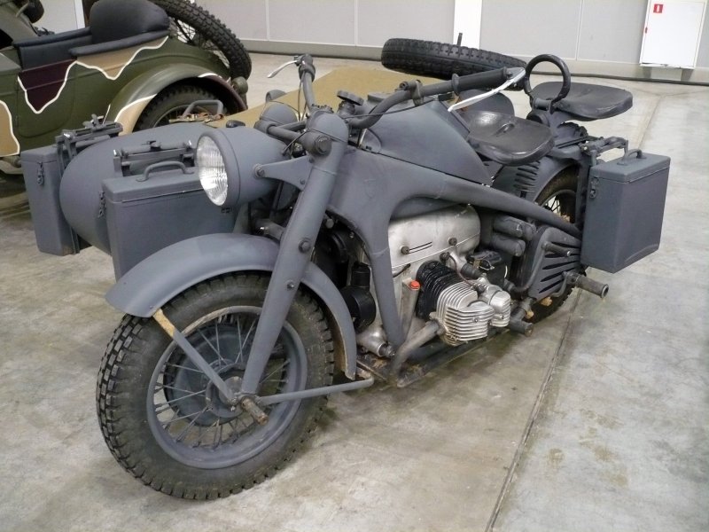 Немецкий мотоцикл Zundapp KS-750