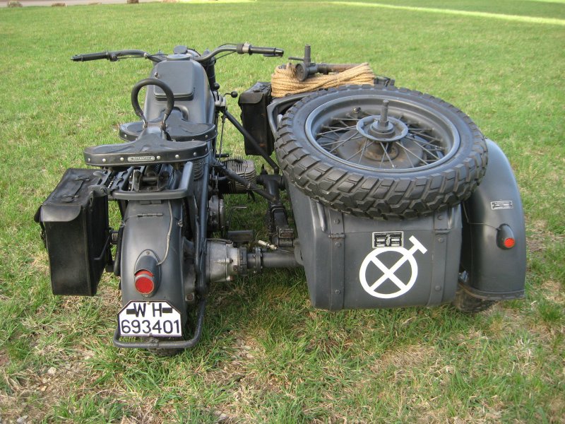 Немецкий мотоцикл Zundapp KS-750