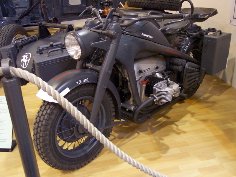 Мотоцикл Zundapp KS 750