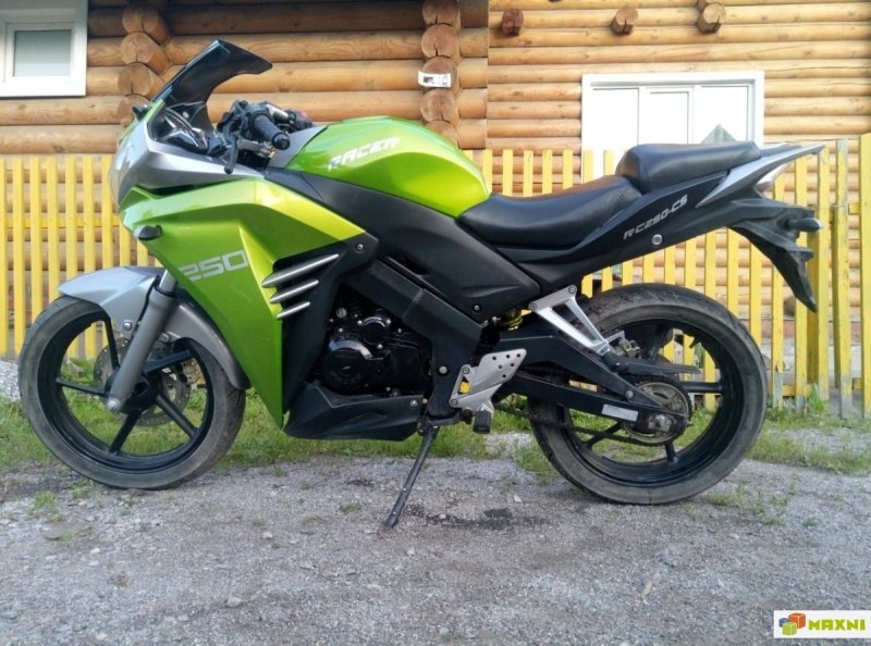 Racer SKYWAY rc250cs