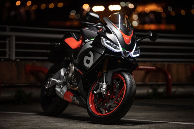 Aprilia RS 660