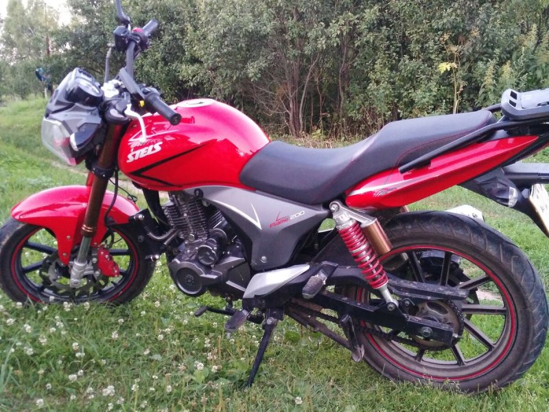 Стелс 200 кубов красный