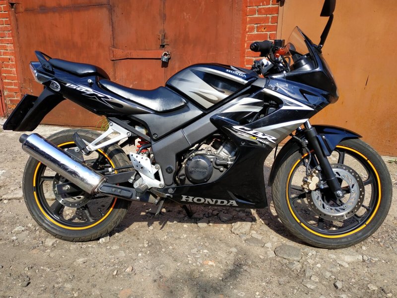 Honda CBR 150 2005