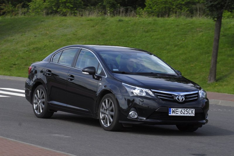 Toyota Avensis 2013