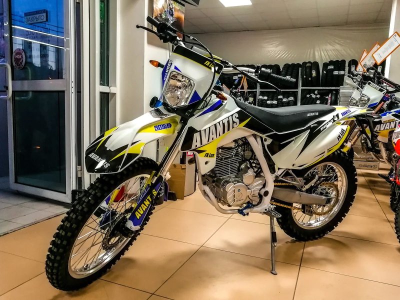 Мотоцикл Avantis FX 250