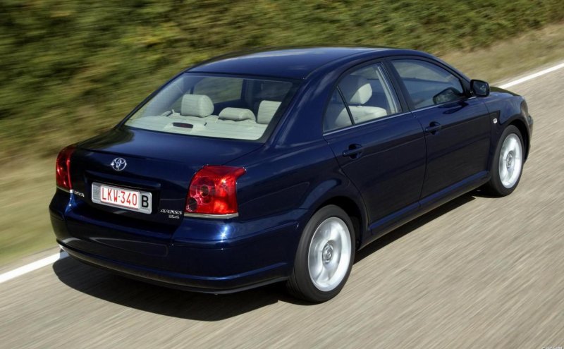 Тойота Авенсис ауто Мьюзик