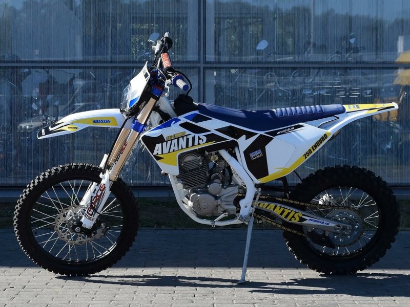 Мотоцикл Avantis 250