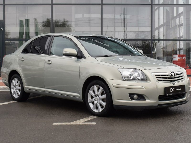 Серо бежевый Авенсис