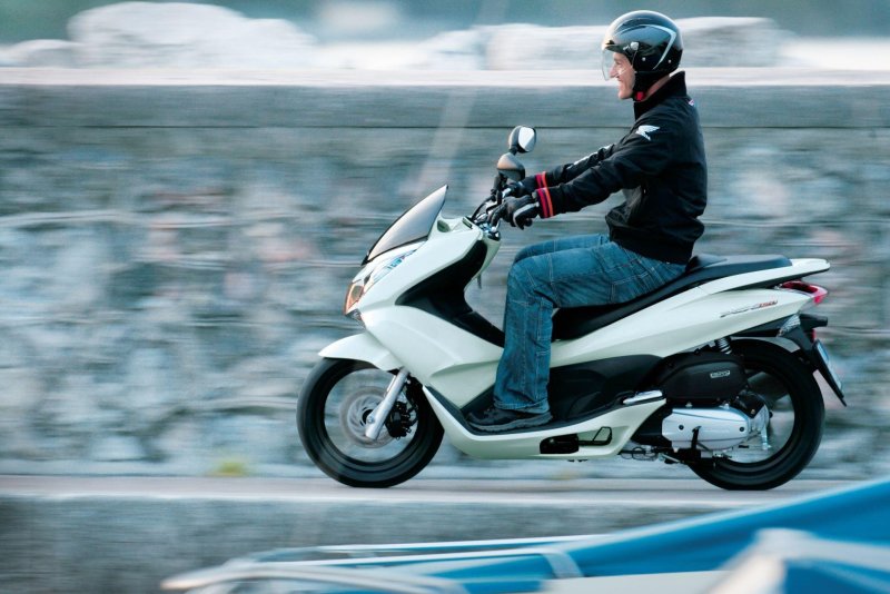 Мопед Honda PCX