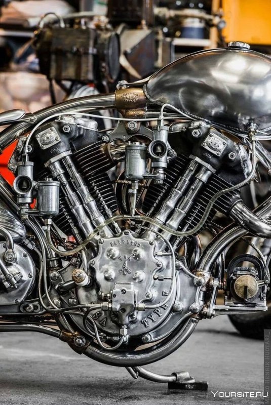 Харли Девинсон мотик двигатель