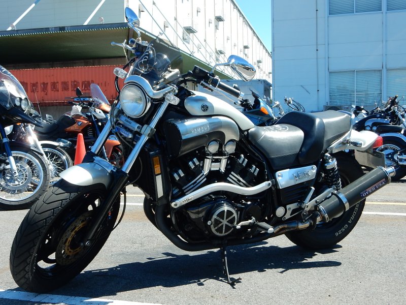 Yamaha v-Max 2