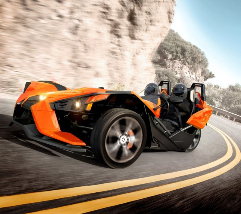 Полярис спорткар трехколесный