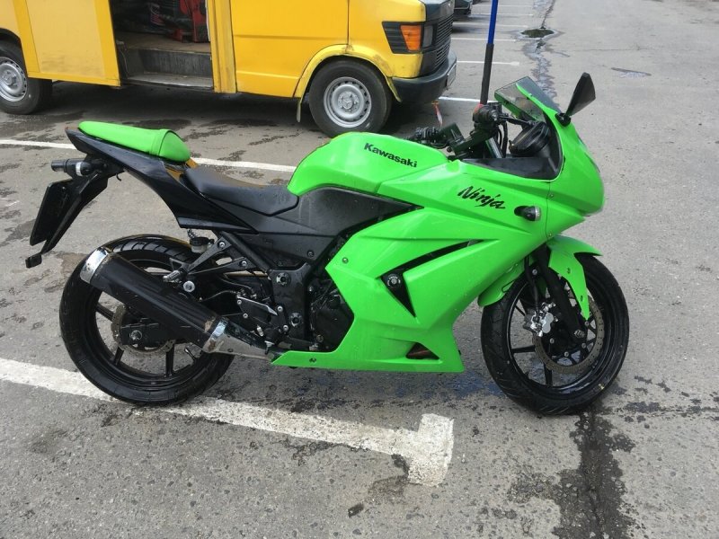 Мотоцикл Kawasaki Ninja 250r