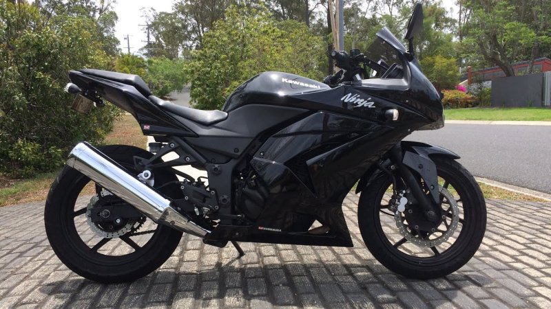Кавасаки ниндзя 250 черный