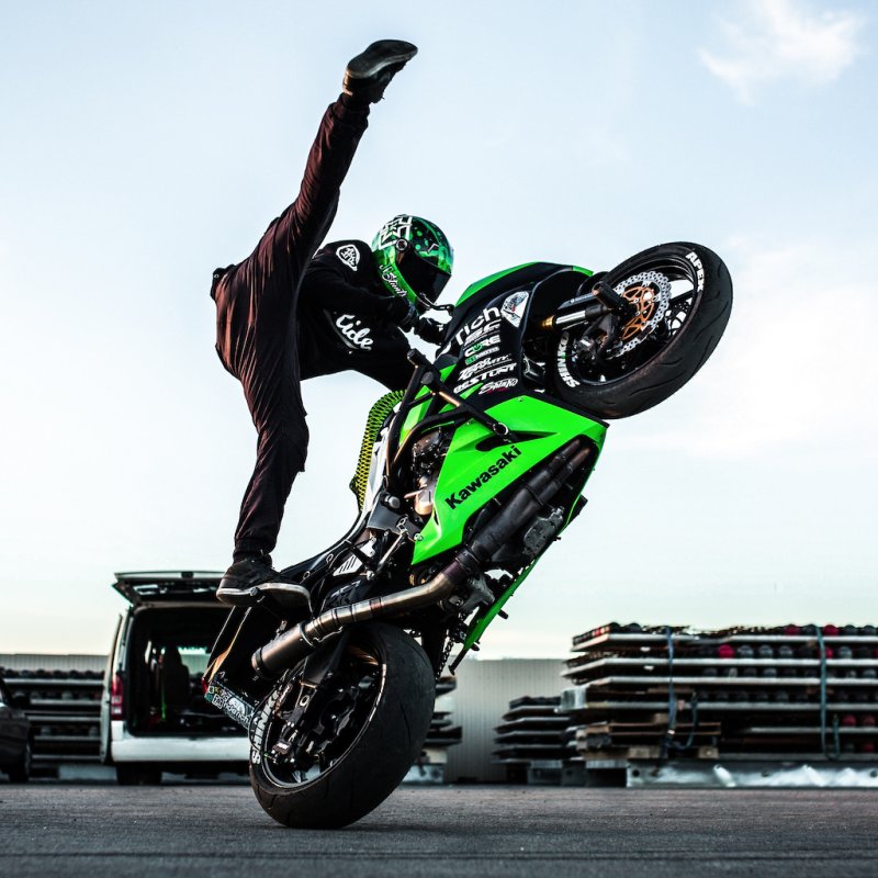 Kawasaki zx636 Ninja стант