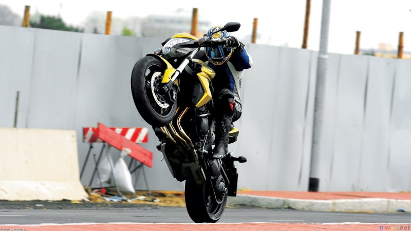 Honda cb1000r Вилли