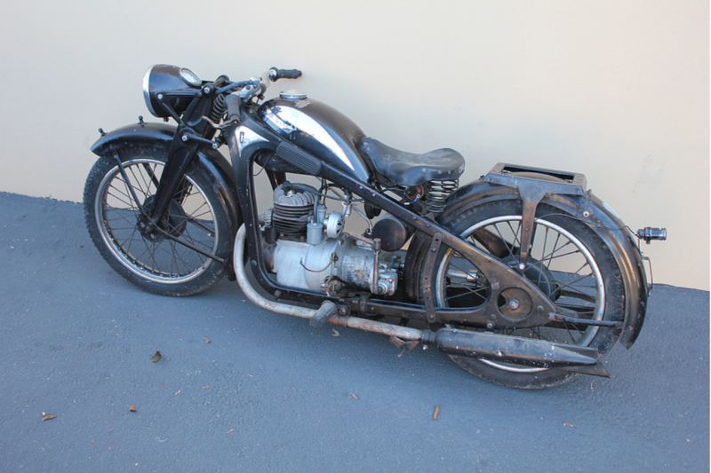 Мотоцикл 500