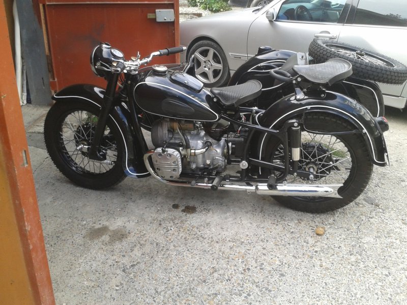 Мотоцикл Урал ка 750