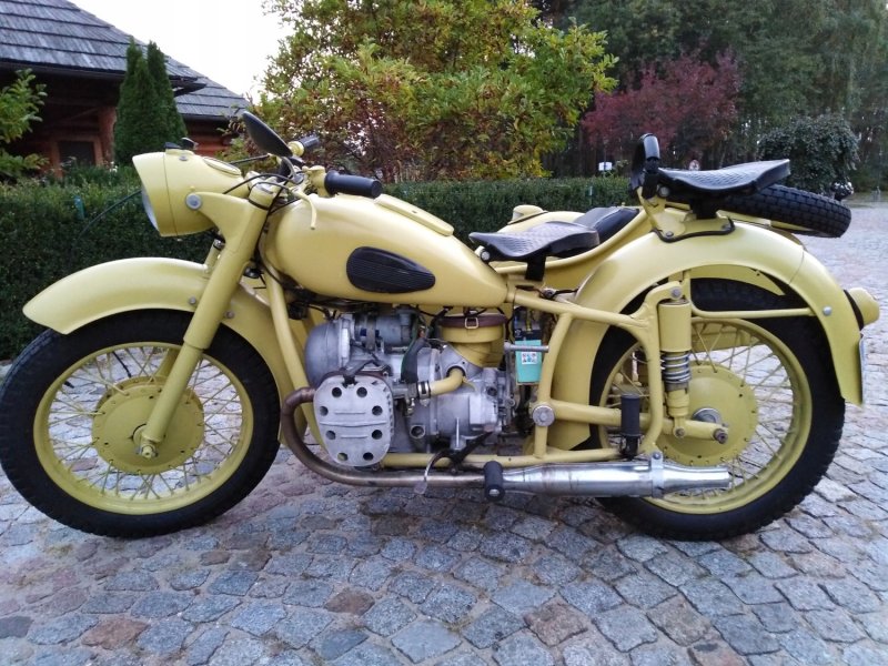 Мотоцикл КМЗ К-750