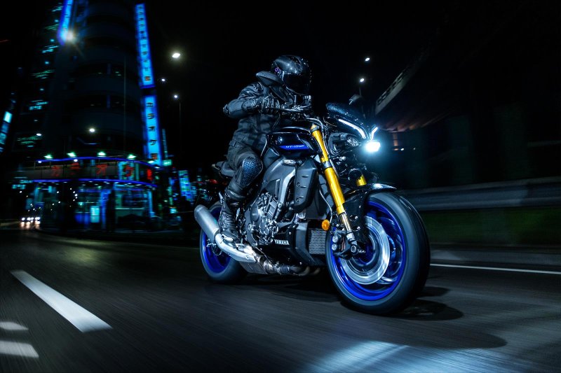 Yamaha mt10 2021