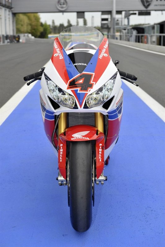 Хонда СБР 1000