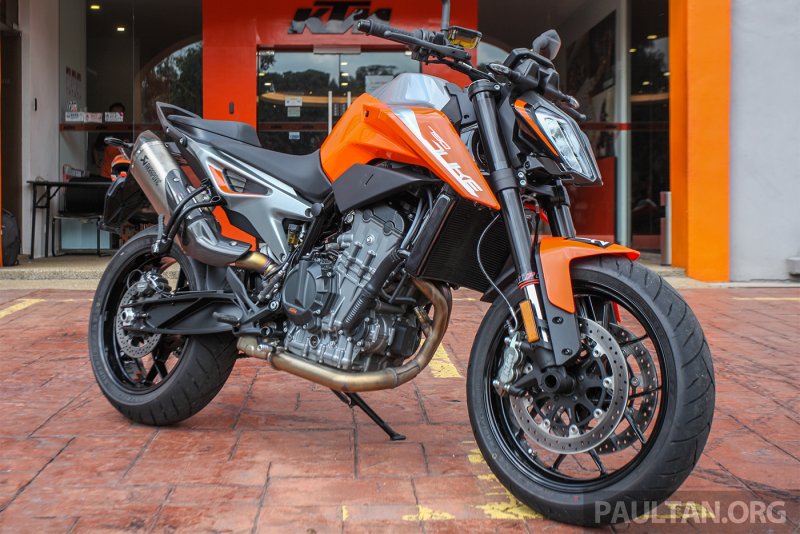 KTM Duke 790 r