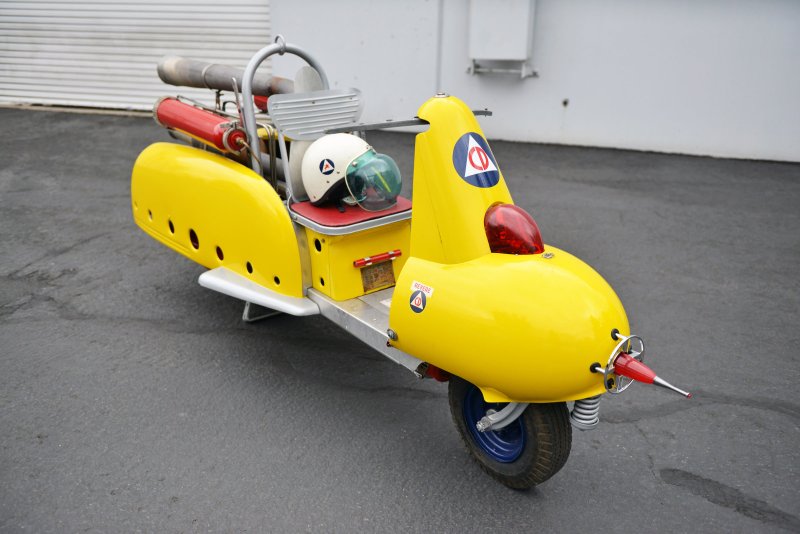 Скутер с реактивным двигателем