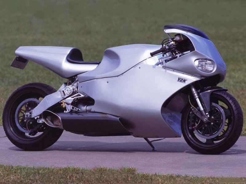 Мотоцикл с двигателем от вертолета MTT y2k