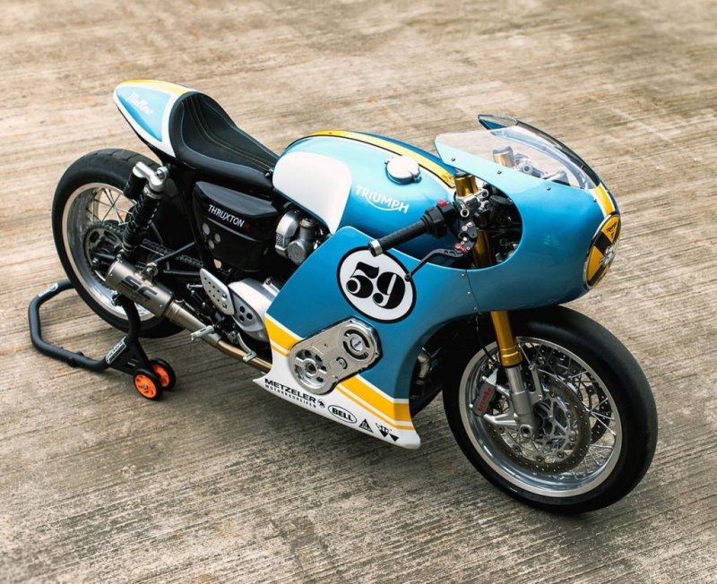 Гоночный мотоцикл Триумф