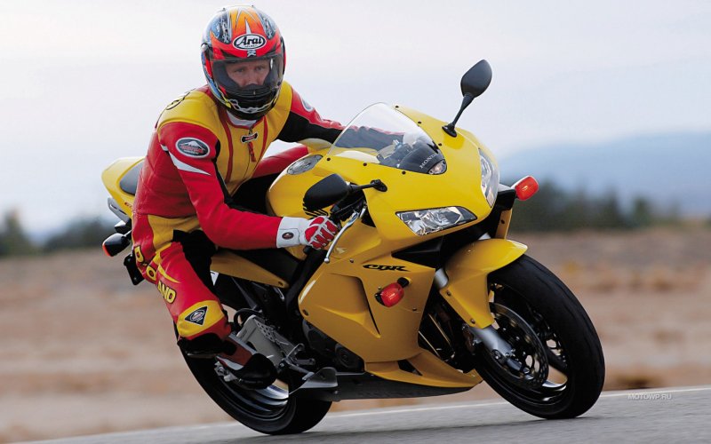 Honda cbr600rr – гоночный мотоцикл