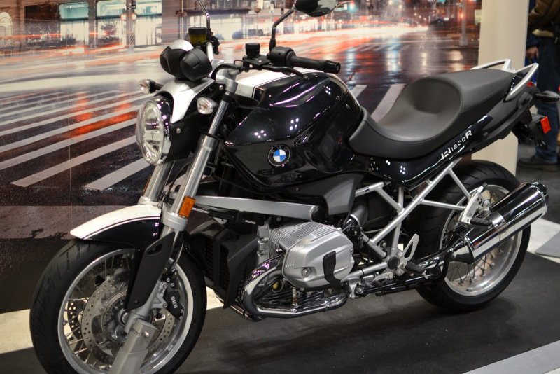 Мотоцикл BMW r1200r