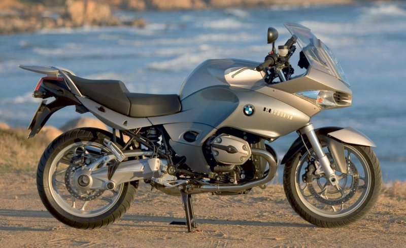 БМВ 1200 St