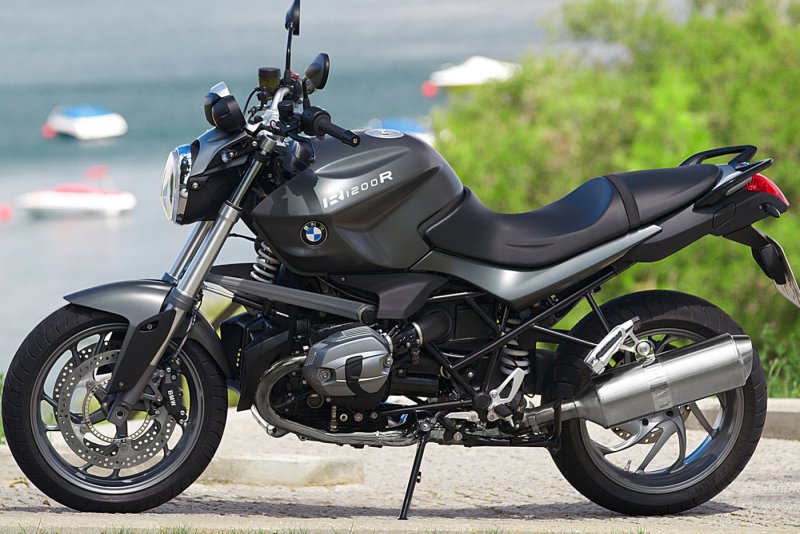 БМВ r1200r