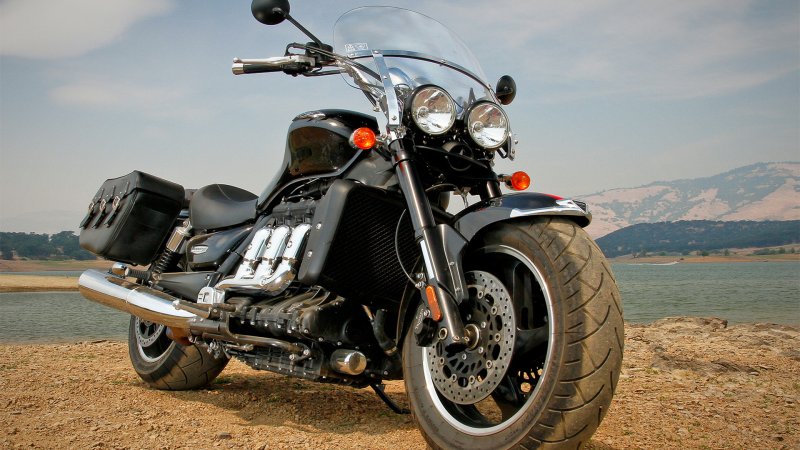 Triumph Rocket III Roadster