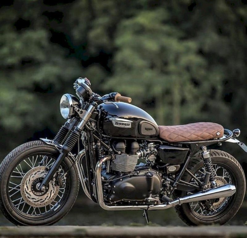Дорожный мотоцикл Triumph