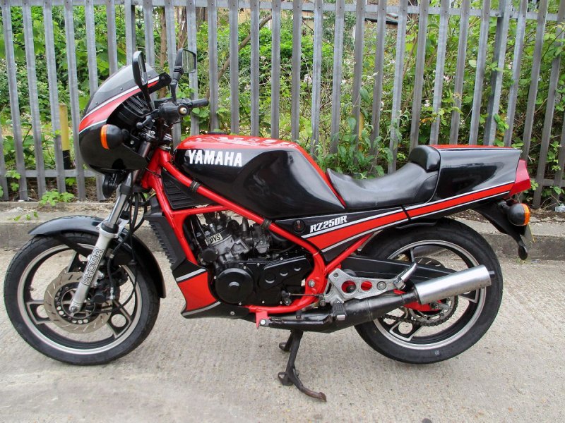 Yamaha 250 кубов