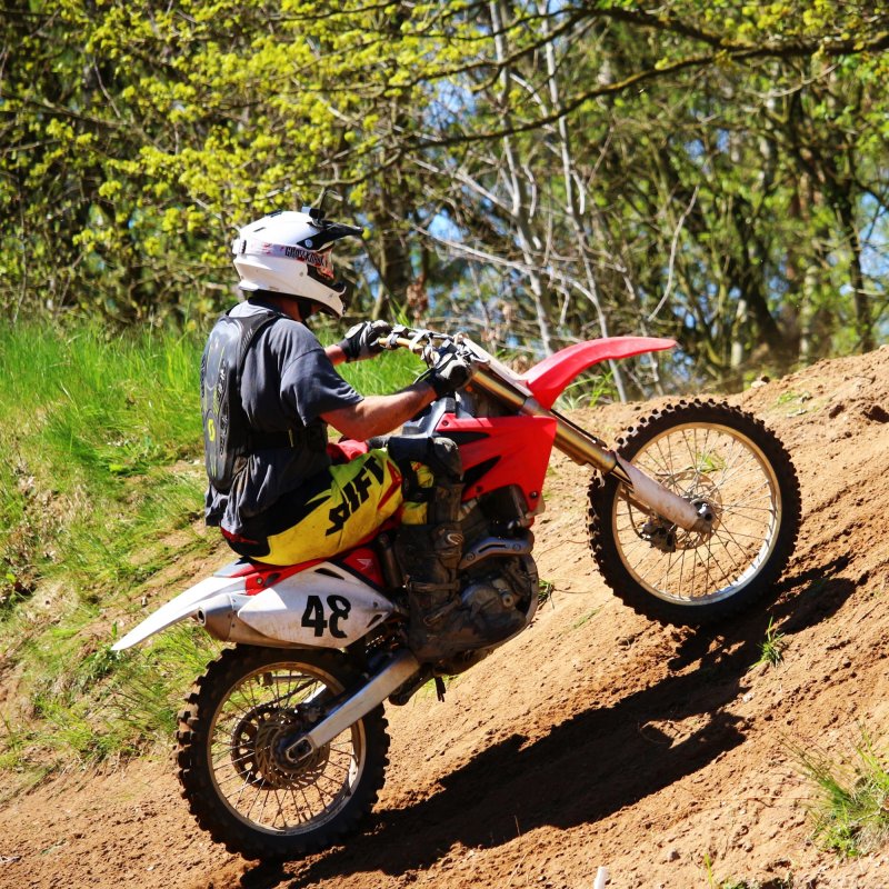 Горный мотоцикл эндуро