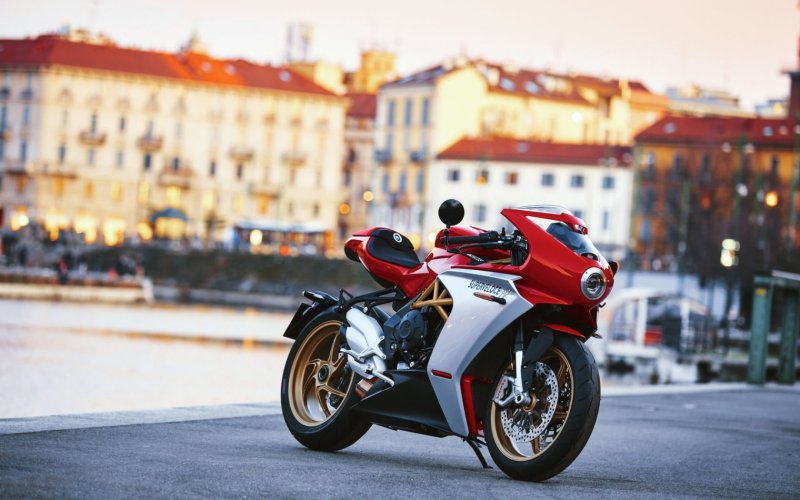 MV Agusta SUPERVELOCE