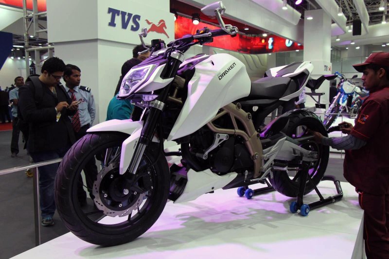 Мотоцикл Lada xyn600