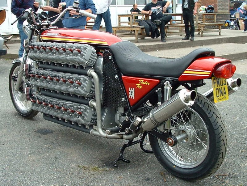 48 Цилиндровый Кавасаки