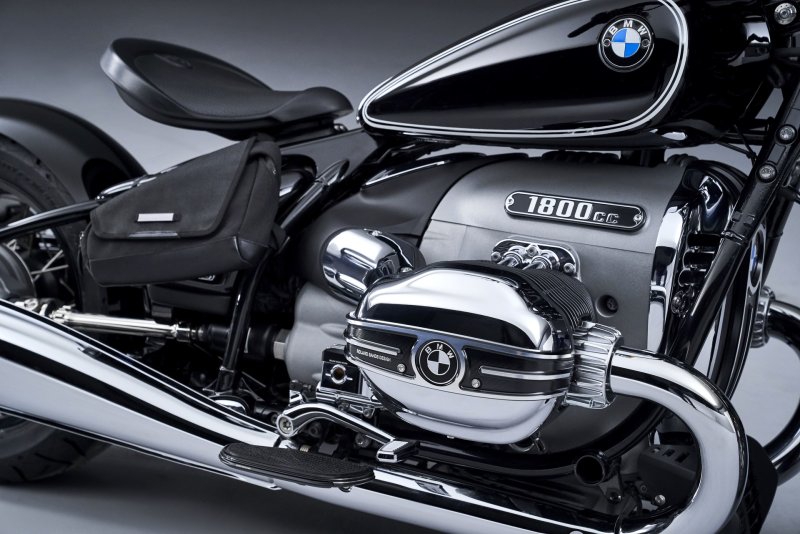 BMW r1800