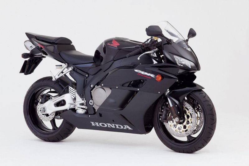Honda литровая мотоцикл