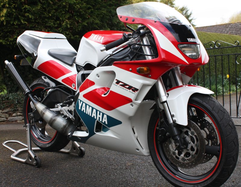 Yamaha TZR