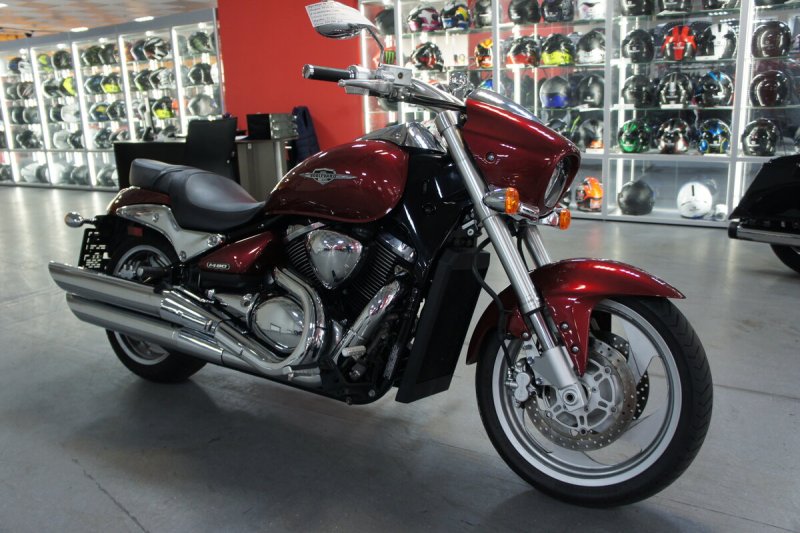 Suzuki Boulevard m90
