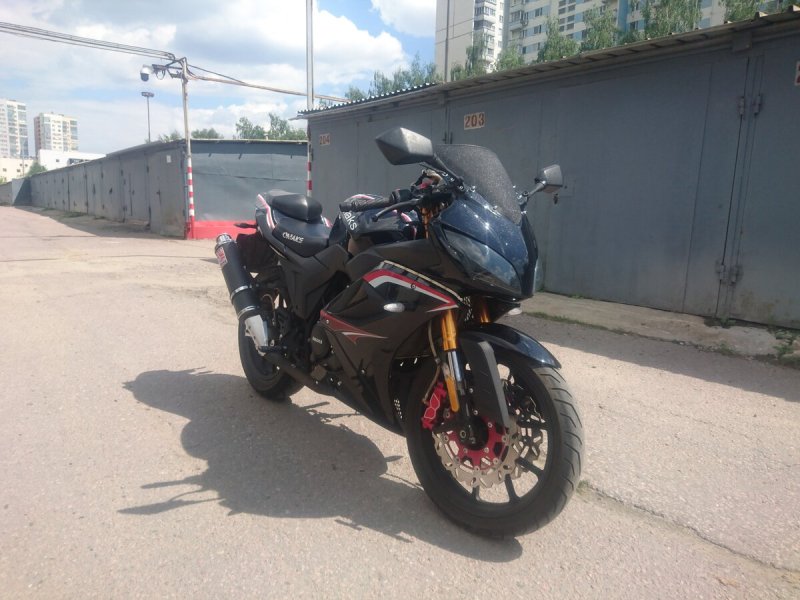 Мотоцикл Omaks Motrac r11