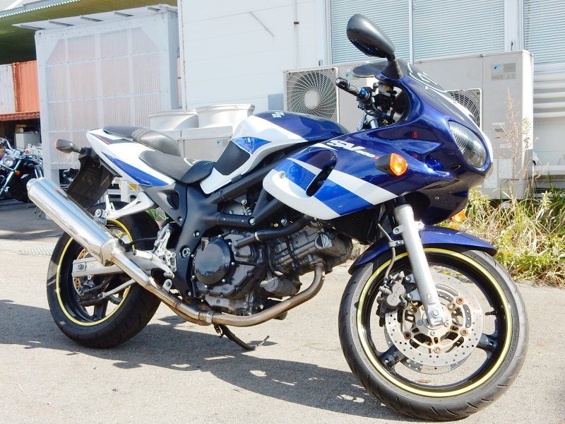 Suzuki SV 400